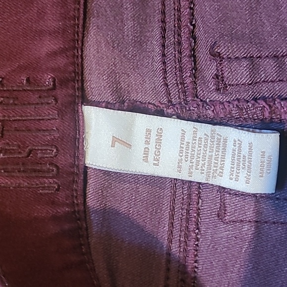 Jeans - Picture 3 of 5